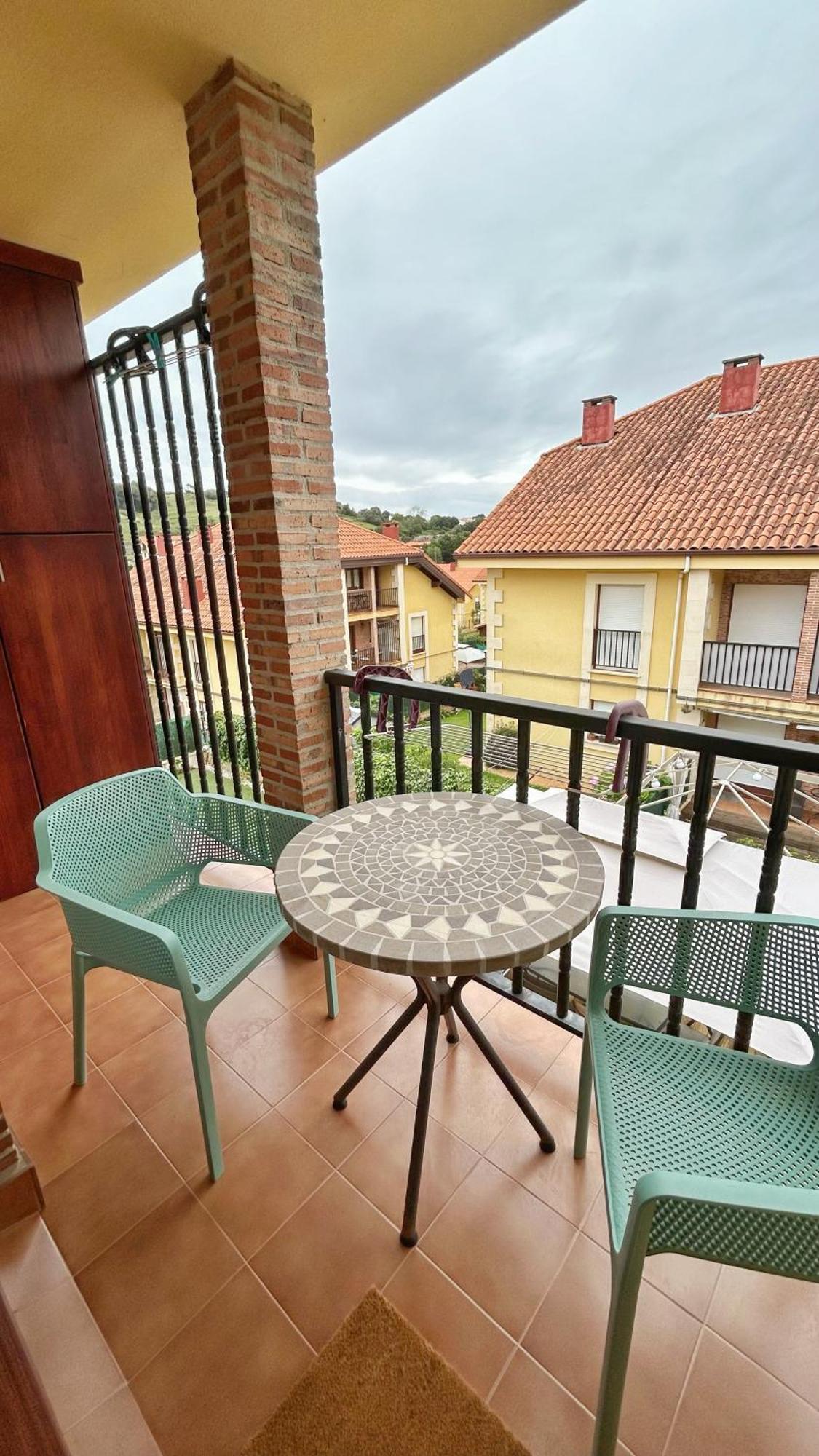 Comillas Bº Casasola - Residencial Lagos Azules - Netflix, Prime, Wifi & Free Indoor Parking Bagian luar foto